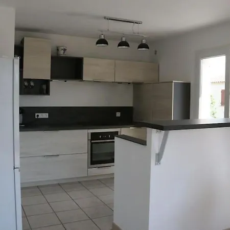 Agreable - Proche Commodites Mer Et Montagne